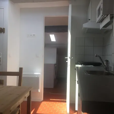 Studio 1 Personne - Proche Bregaillon / Chantiers Navals & Universite *